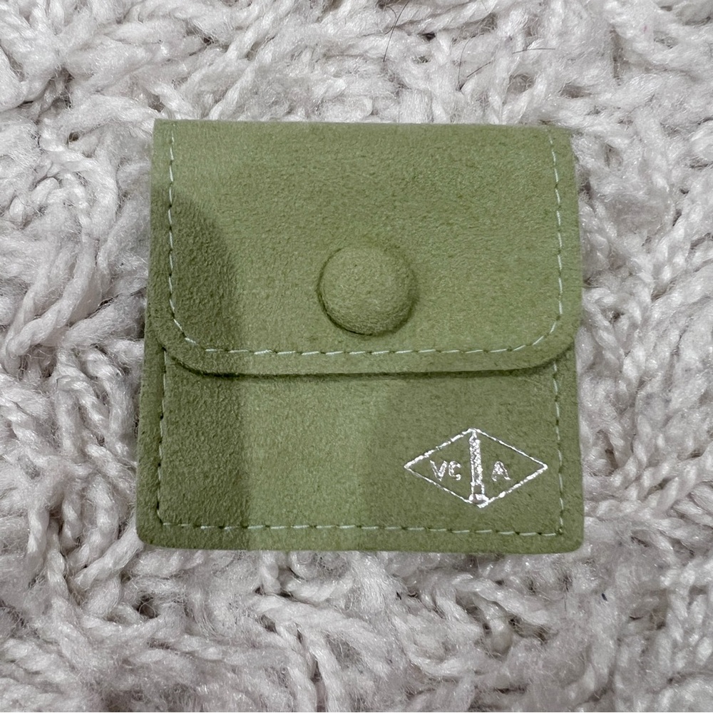 Authentic van Cleef and Arpels travel pouch new